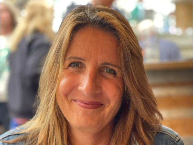 Claire de Vere Green at the Hangar Art Centre Claire de Vere Green 800 600